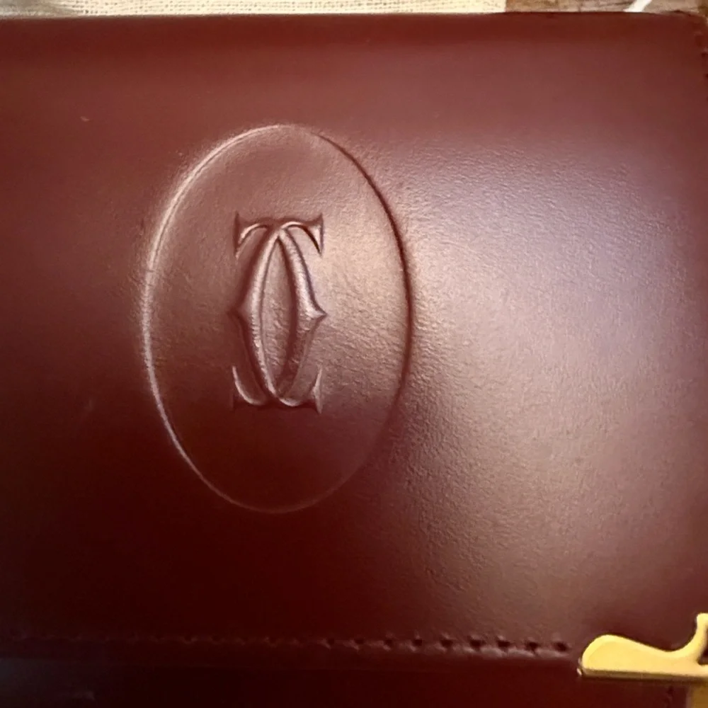 EUC Must de Cartier Women's Deep Red Leather coin pouch - Picture 12 of 12